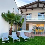 Ravissante Marina Idealement Situee Avec Jacuzzi Casa de Férias